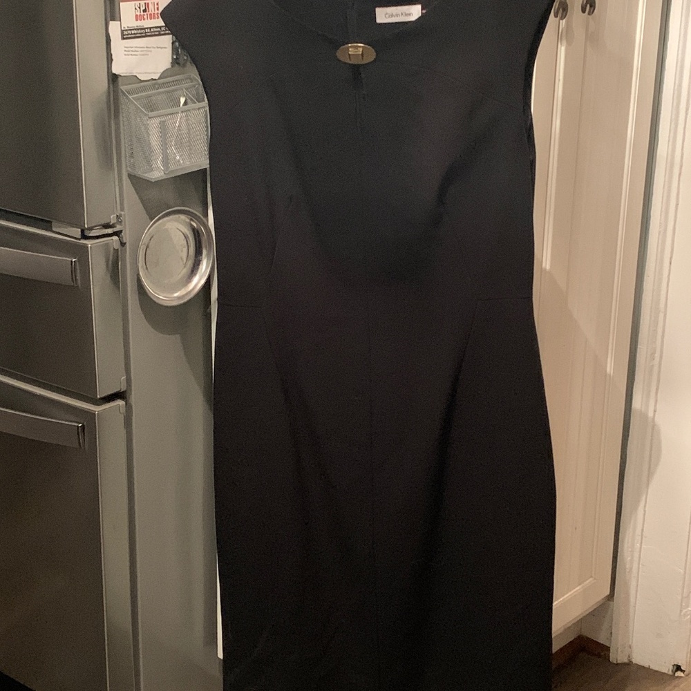 Calvin Klein rayon blend front keyhole‎ buckle dress. Wornnabout twice